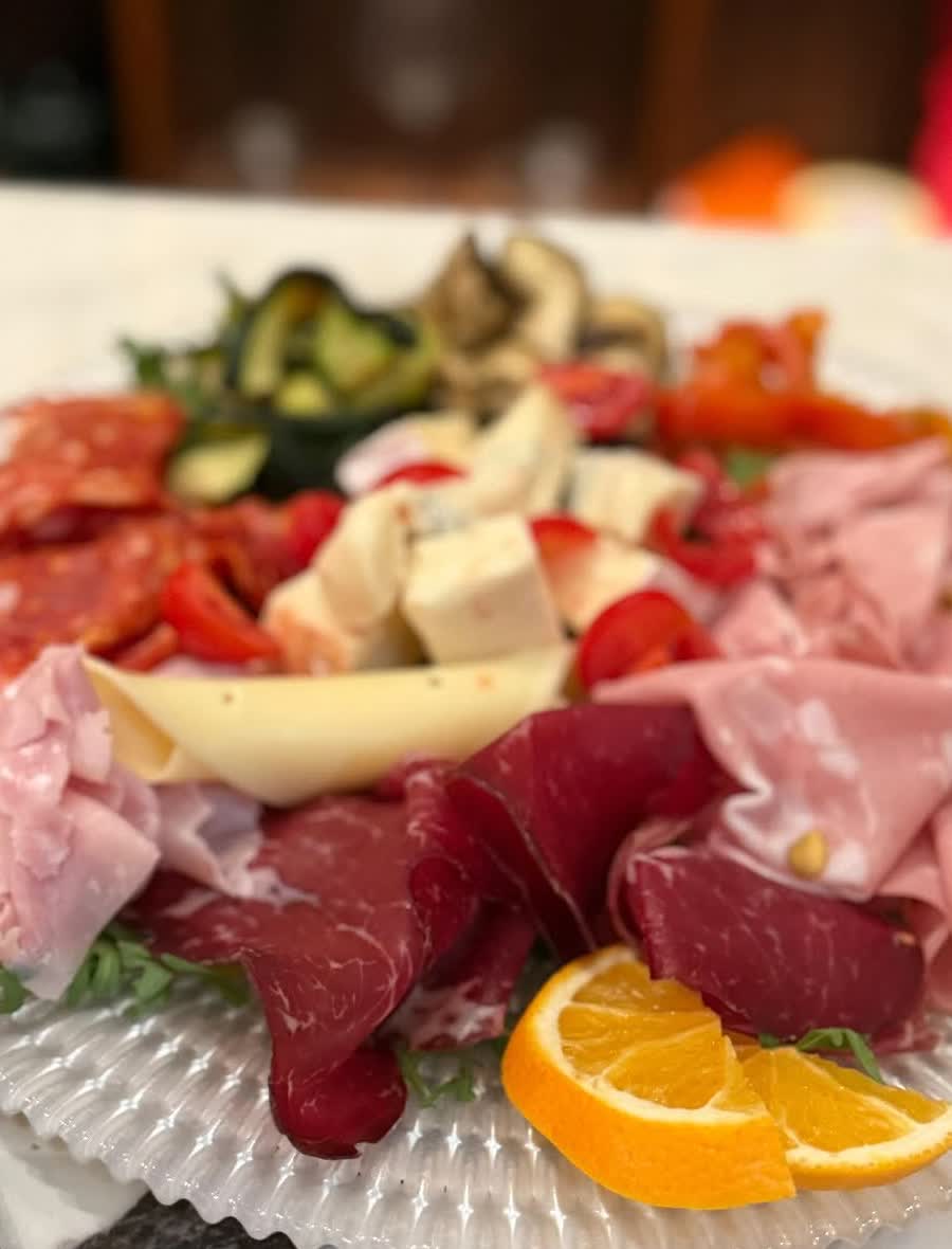 Tagliere da aperitivo servito da Noto Bar